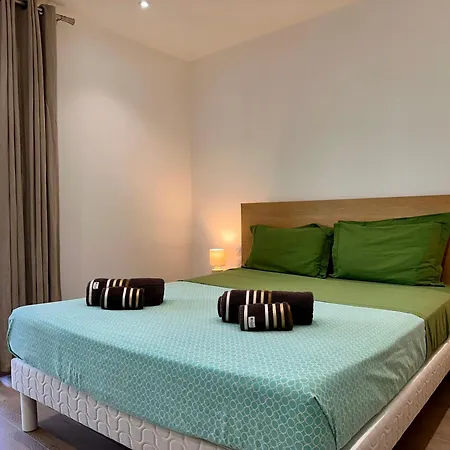 Pineto, 3 Au Coeur De La Pinede Villa *