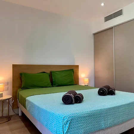 Pineto, 3 Au Coeur De La Pinede Villa