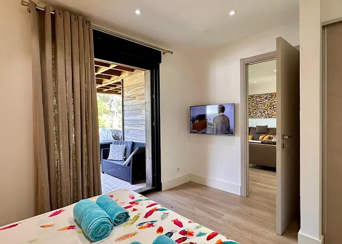 Villa Pineto, 3 Au Coeur De La Pinede